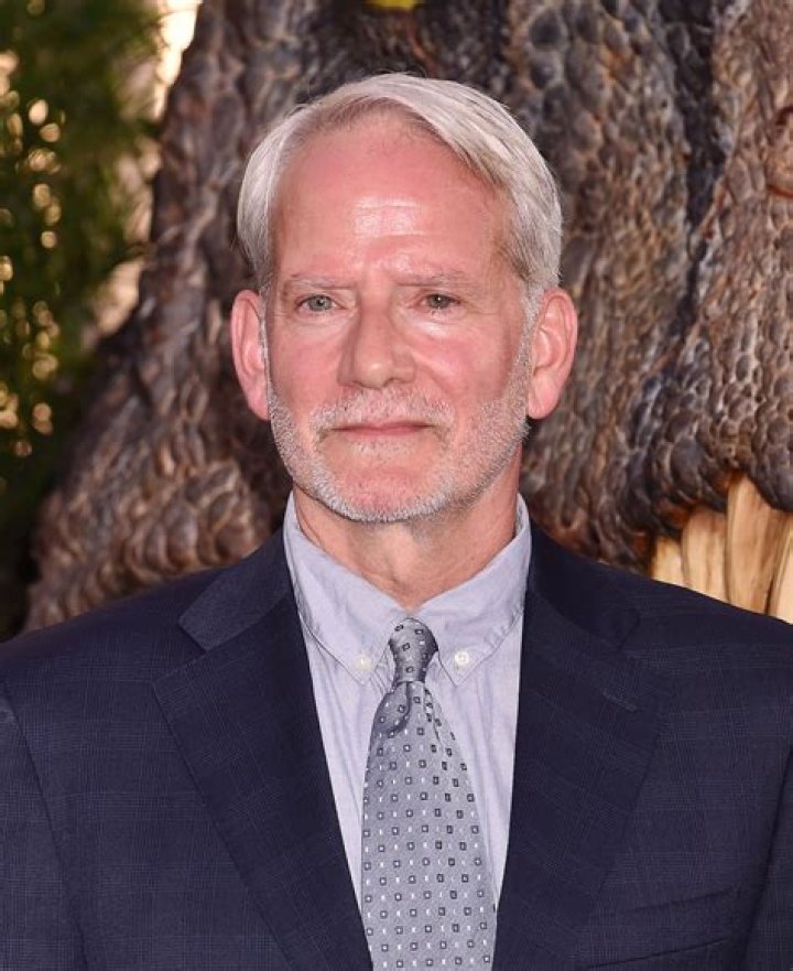 Campbell Scott