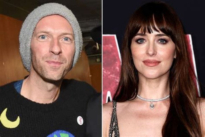Chris Martin is Spotted Without a Wedding Ring