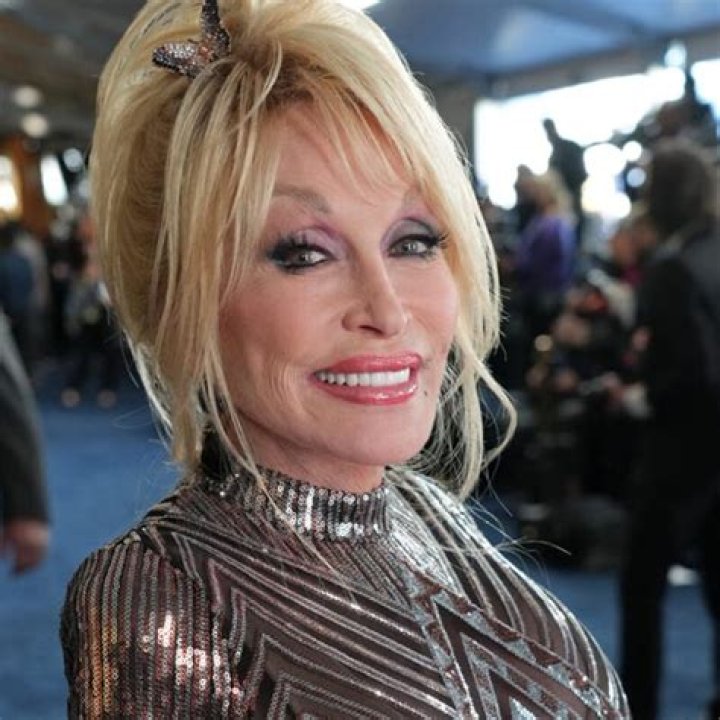 Dolly-Parton-3