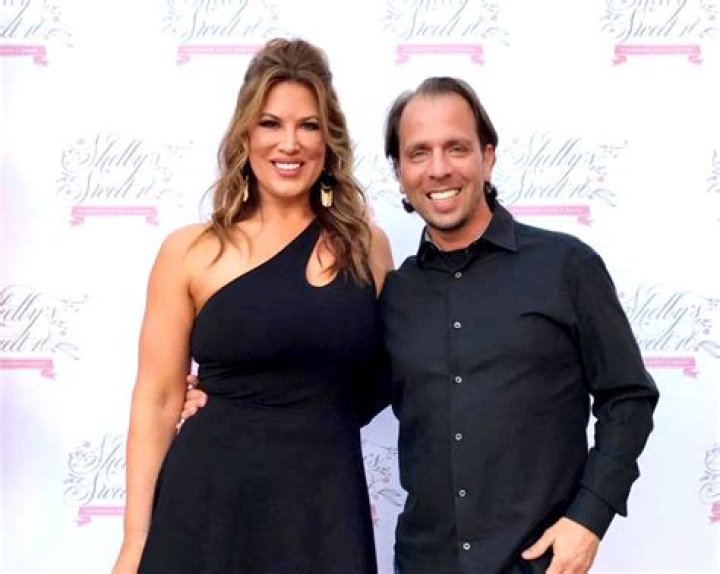 Emily Simpson and husband, Shane Simpson.