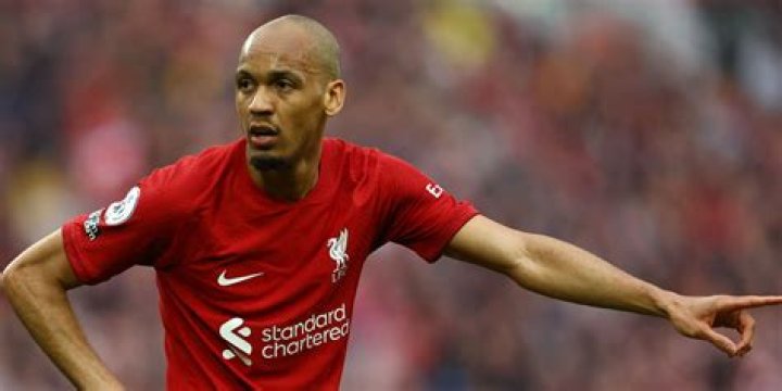 Fabinho's pet Prada