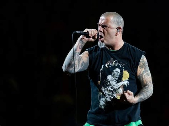 Phil Anselmo's pet Shirley and Jack