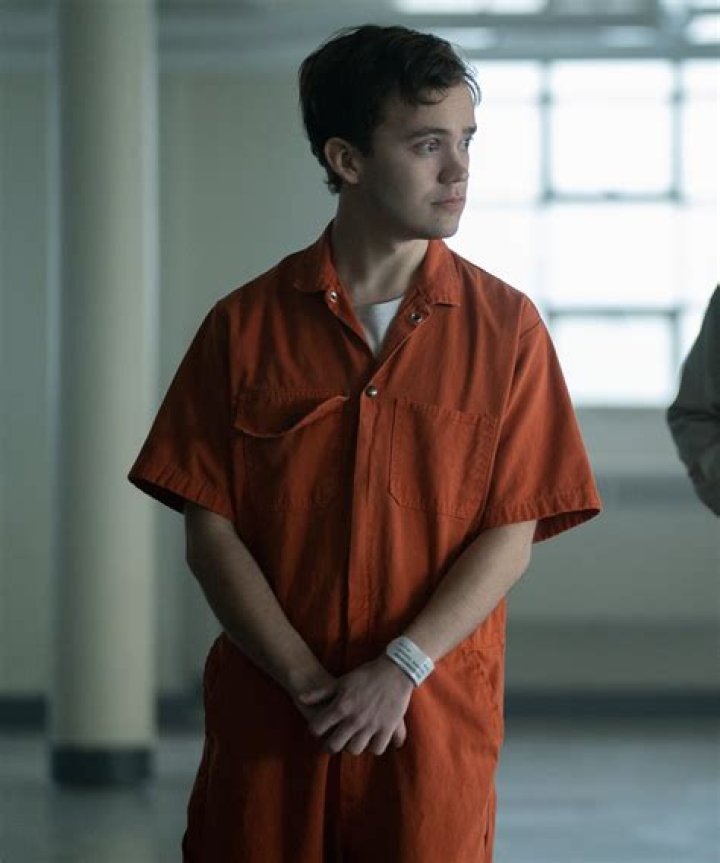 Who is Sam Lesser? What actor plays him?